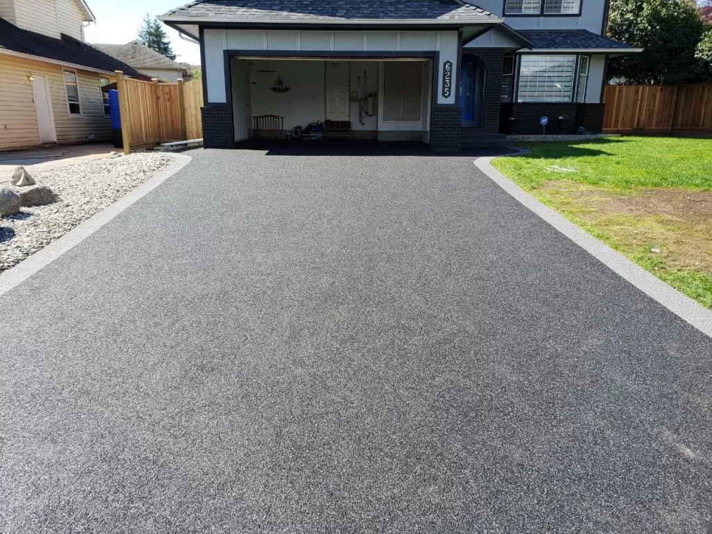 The Benefits of Rubber Resurfacing for Your Driveway