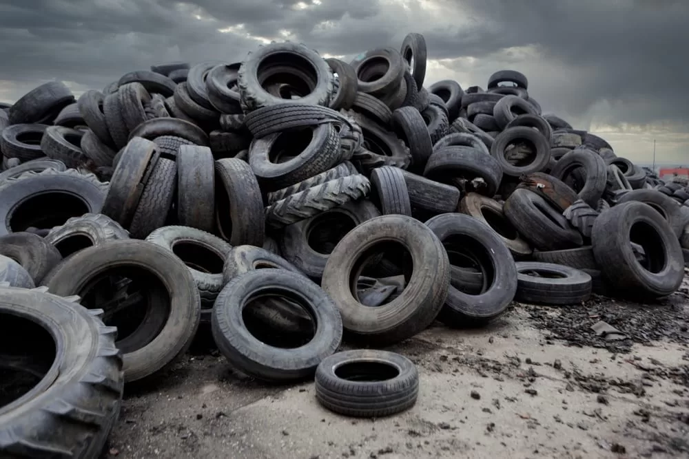 Landfill with tires